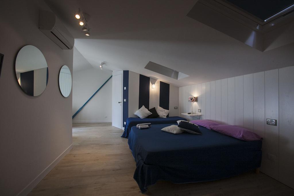 グロッタンマーレ A Casa Di Lolu Bed & Breakfast エクステリア 写真